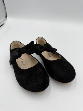 Felix & Flora Toddler Girls 8 Black Velvet Bow Mary Jane Formal Dress Shoes Kids